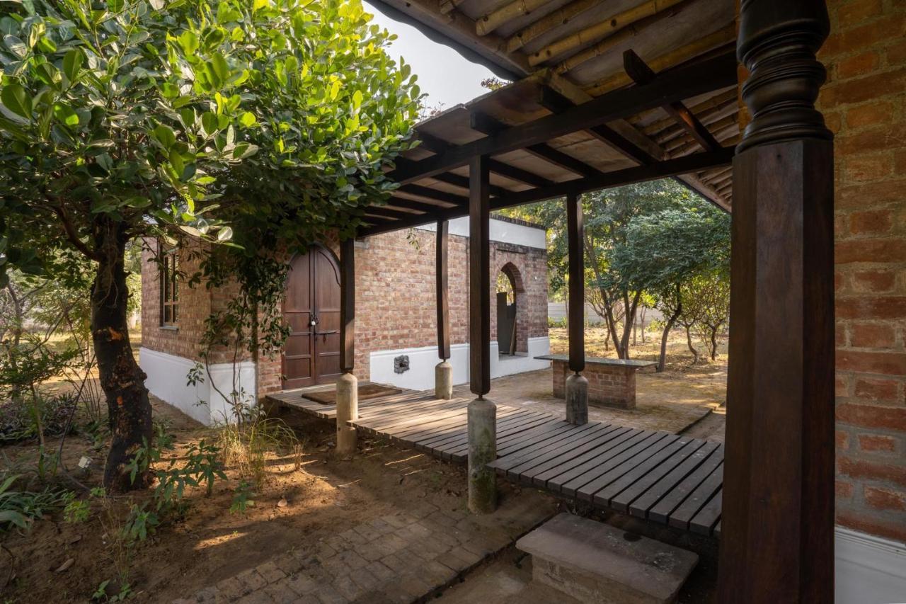 Lohonostays Bamboo House Sadhrana Bagh Gurgaon Buitenkant foto